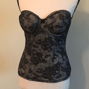 Black Lace Coraet